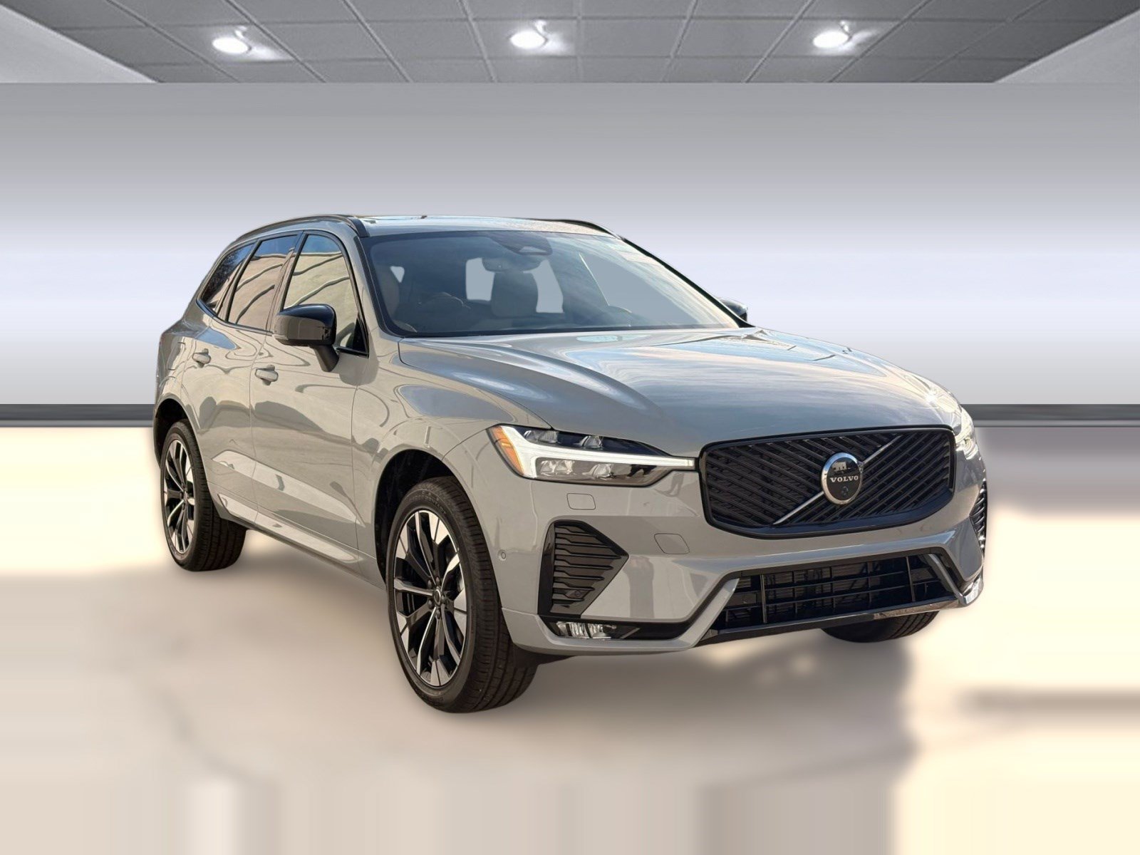 Used 2026 Volvo XC60 B5 Plus w/ Protection Package Premier AWD/4WD image 7