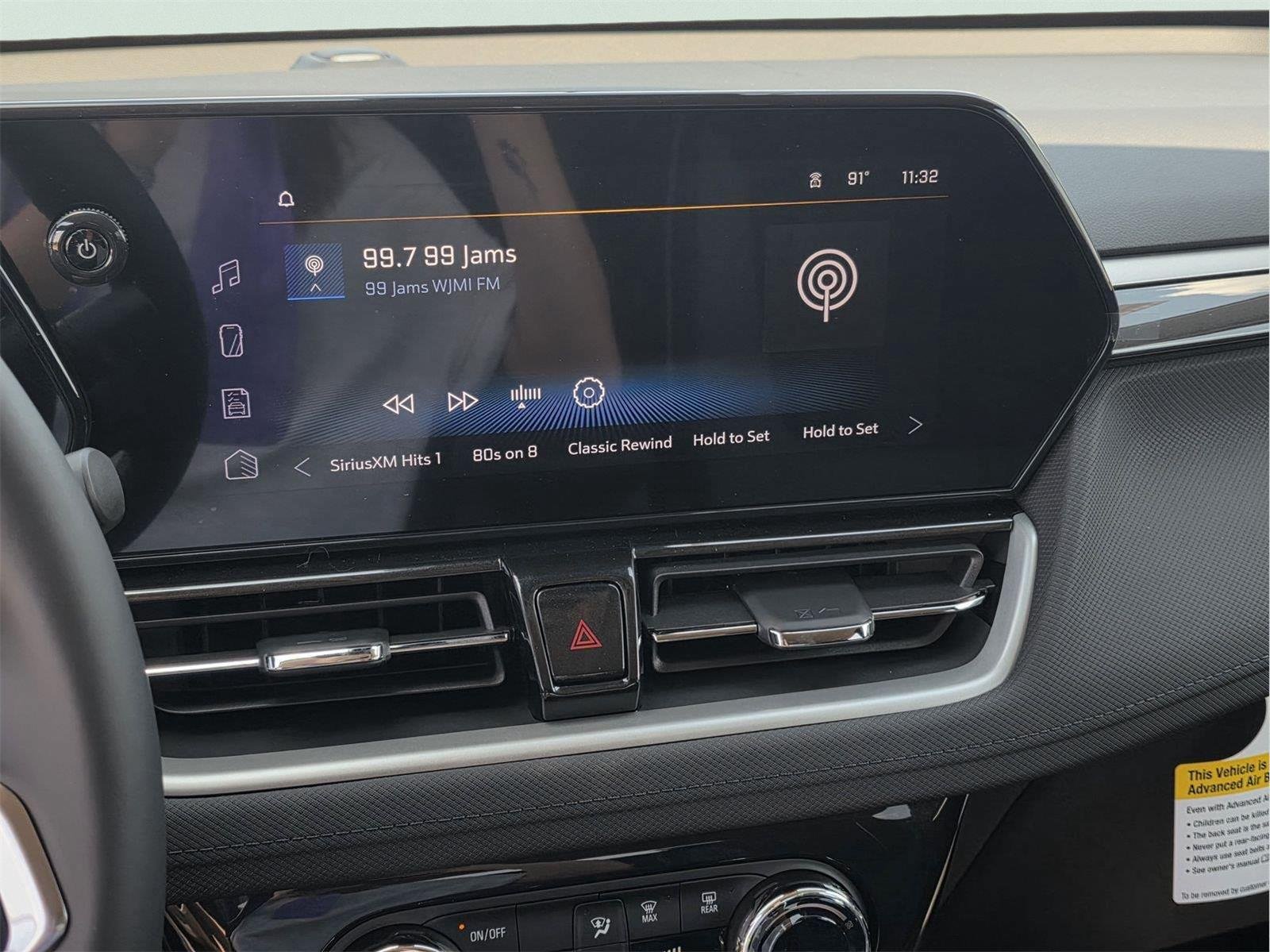 New 2026 Chevrolet TrailBlazer LT w/ Convenience Package FWD image 8