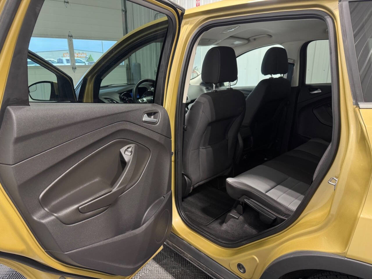 Used 2014 Ford Escape SE AWD/4WD image 10