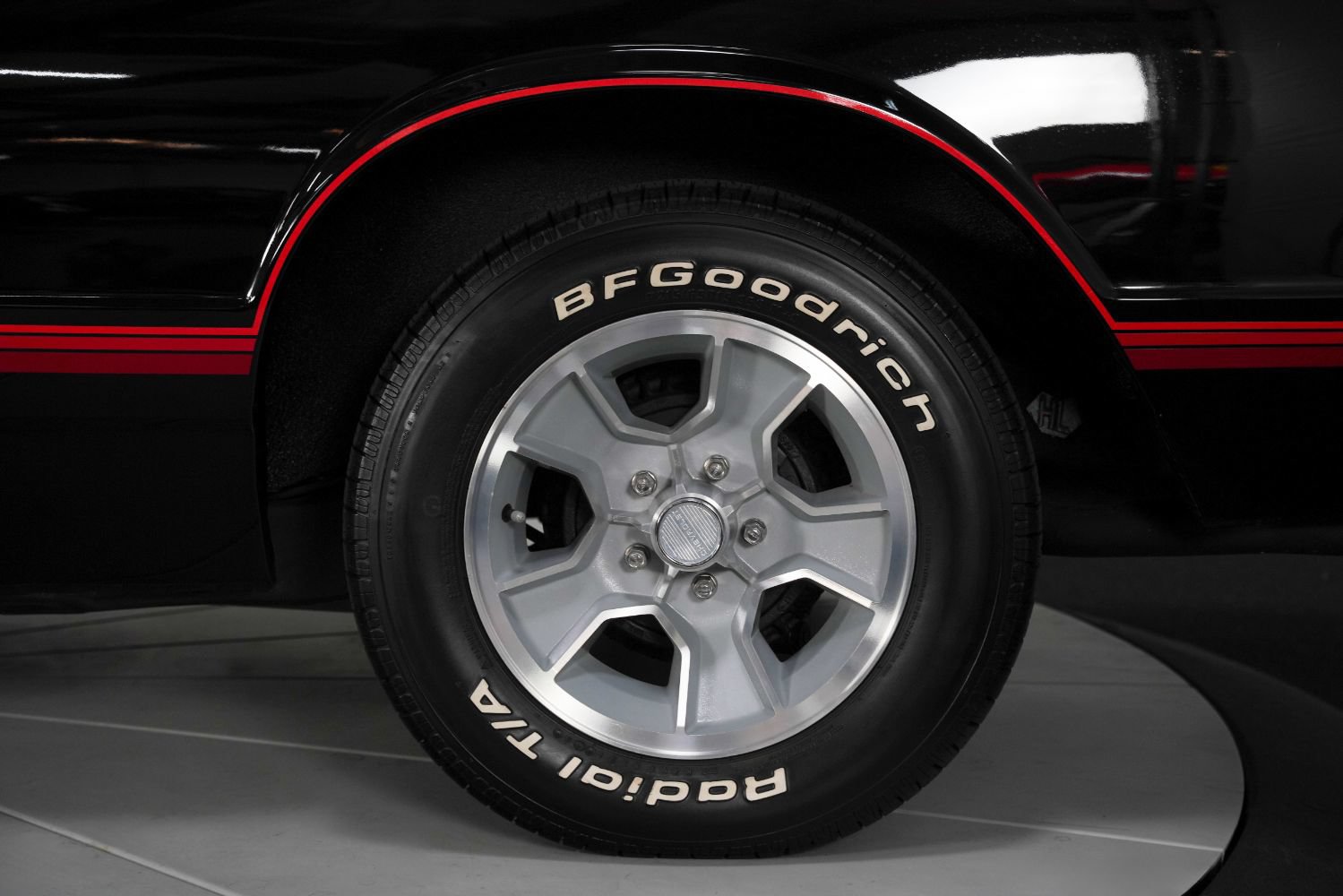 Used 1988 Chevrolet Monte Carlo SS RWD image 18