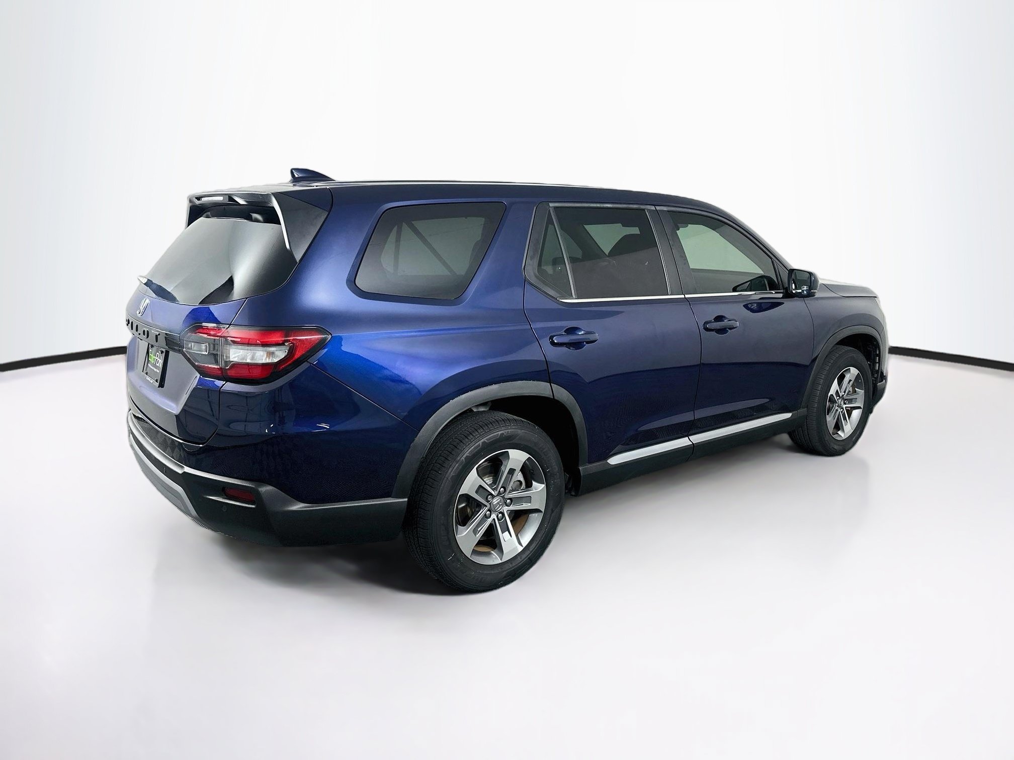 Used 2025 Honda Pilot EX-L image 9