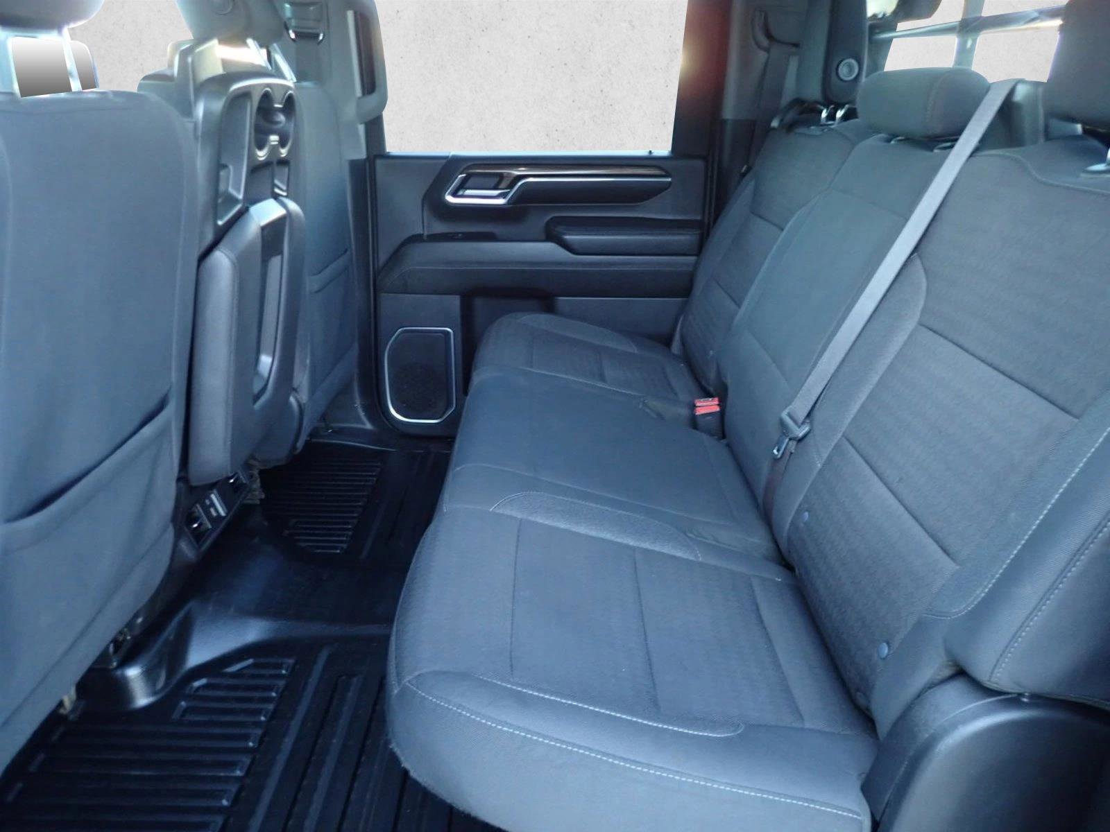 Used 2024 Chevrolet Silverado 2500 LT w/ Convenience Package AWD/4WD image 8