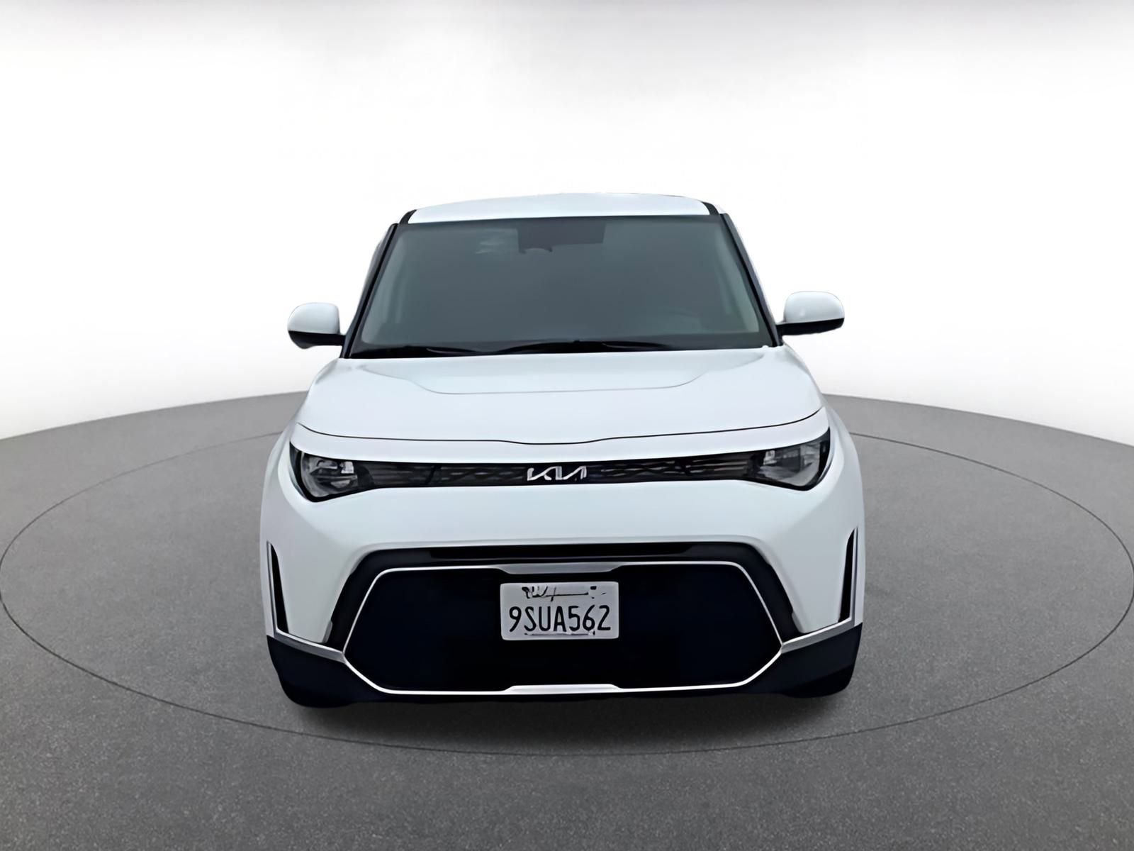 Used 2025 Kia Soul LX w/ LX Technology Package image 16