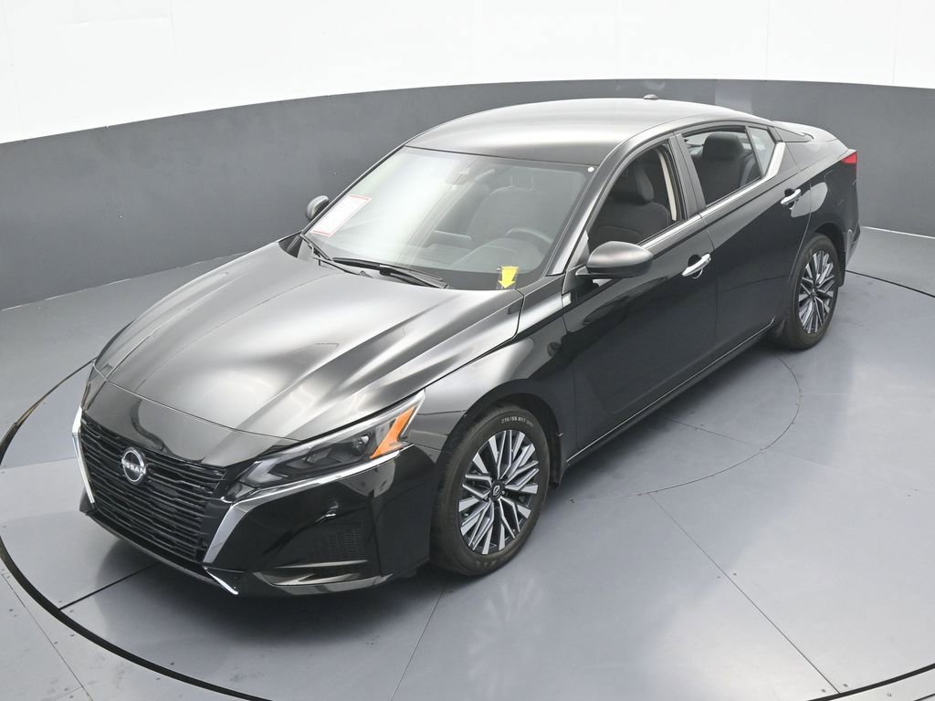 Used 2024 Nissan Altima 2.5 SV image 79