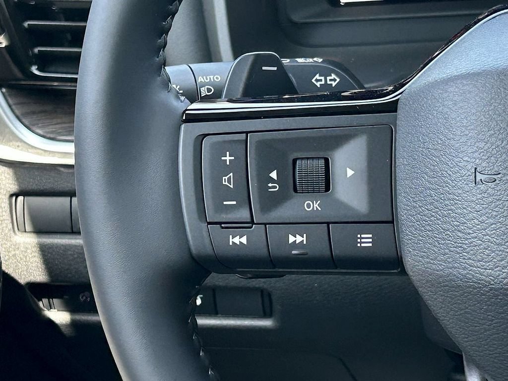 New 2026 Nissan Rogue Platinum AWD/4WD image 13