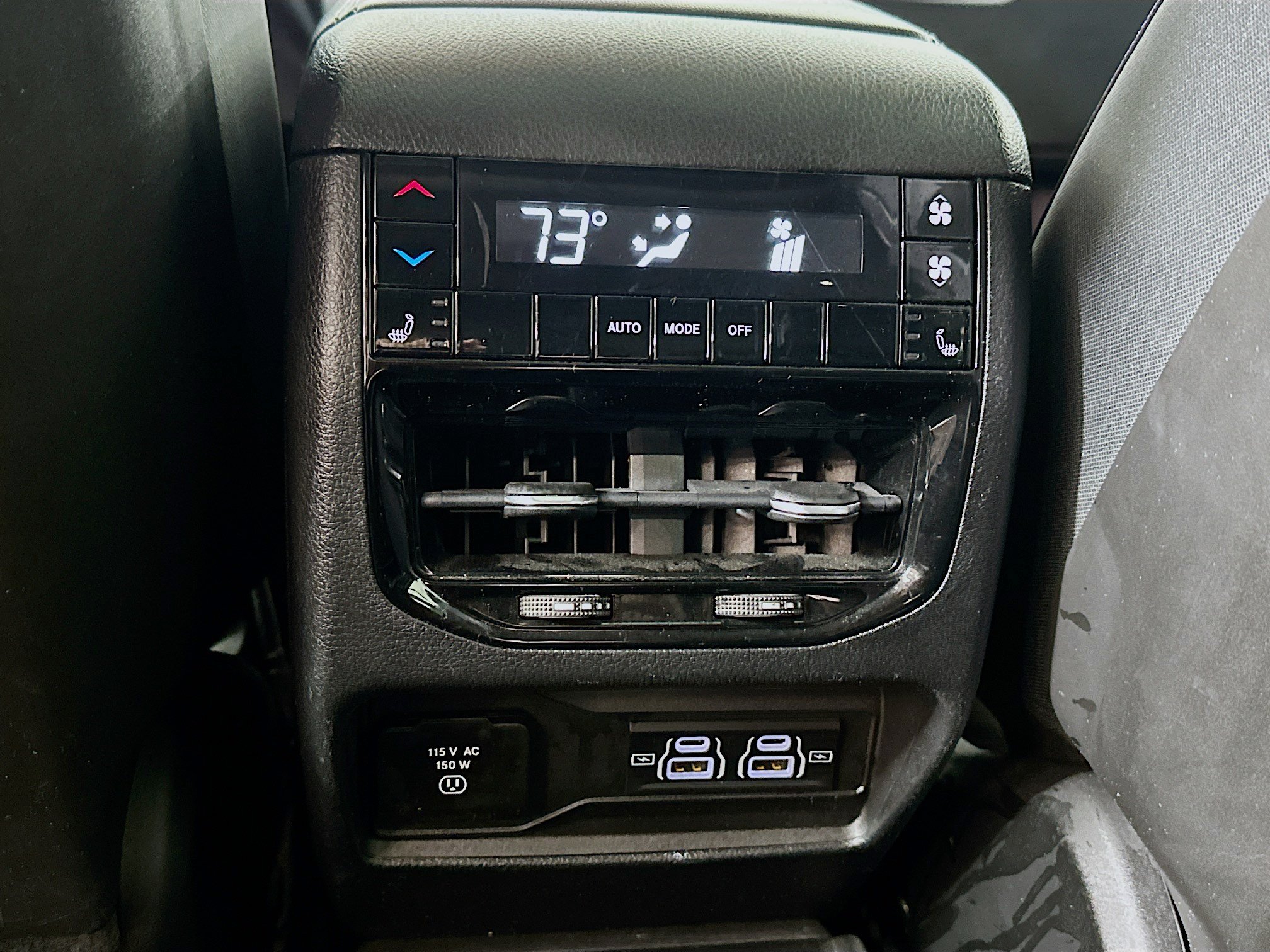 Used 2022 Jeep Grand Cherokee L Limited AWD/4WD image 24