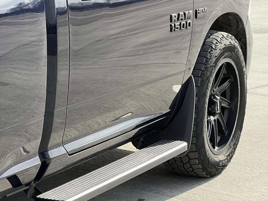 Used 2015 RAM 1500 Express image 28