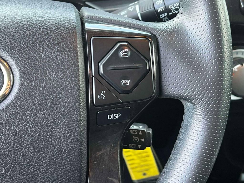 Used 2019 Toyota 4Runner TRD Off-Road Premium AWD/4WD image 23