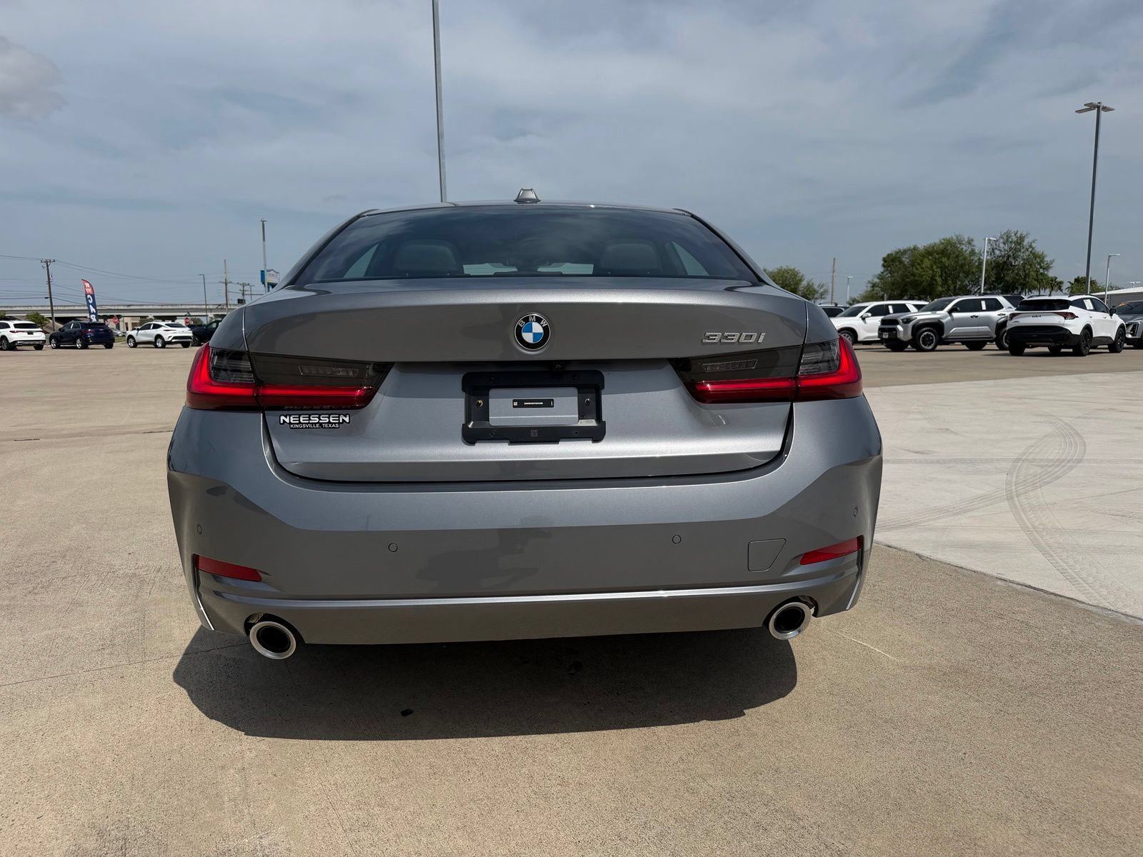 Used 2026 BMW 330i Sedan RWD image 6