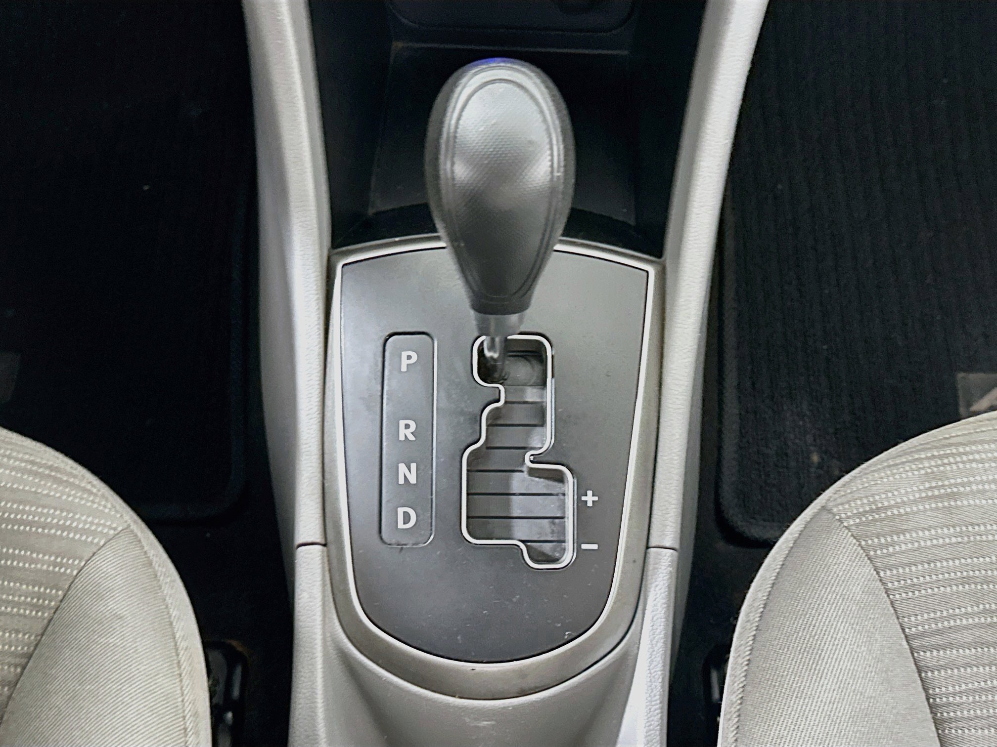 Used 2015 Hyundai Accent GLS FWD image 22
