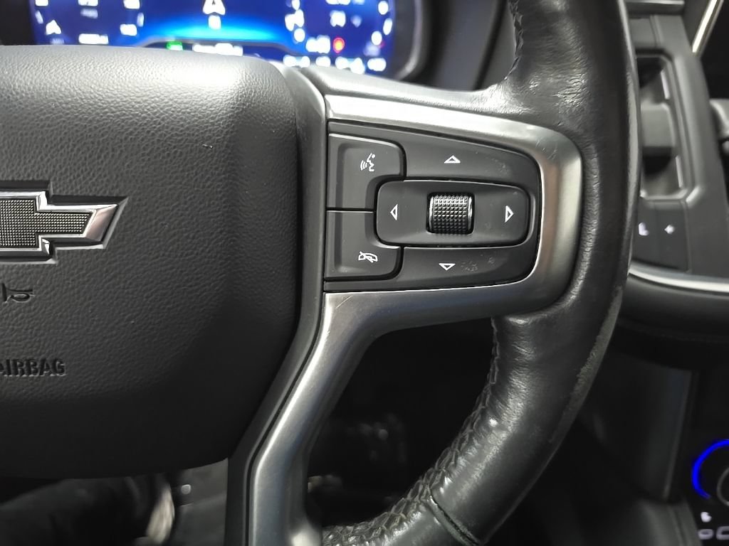 Used 2022 Chevrolet Tahoe Z71 w/ Luxury Package AWD/4WD image 22