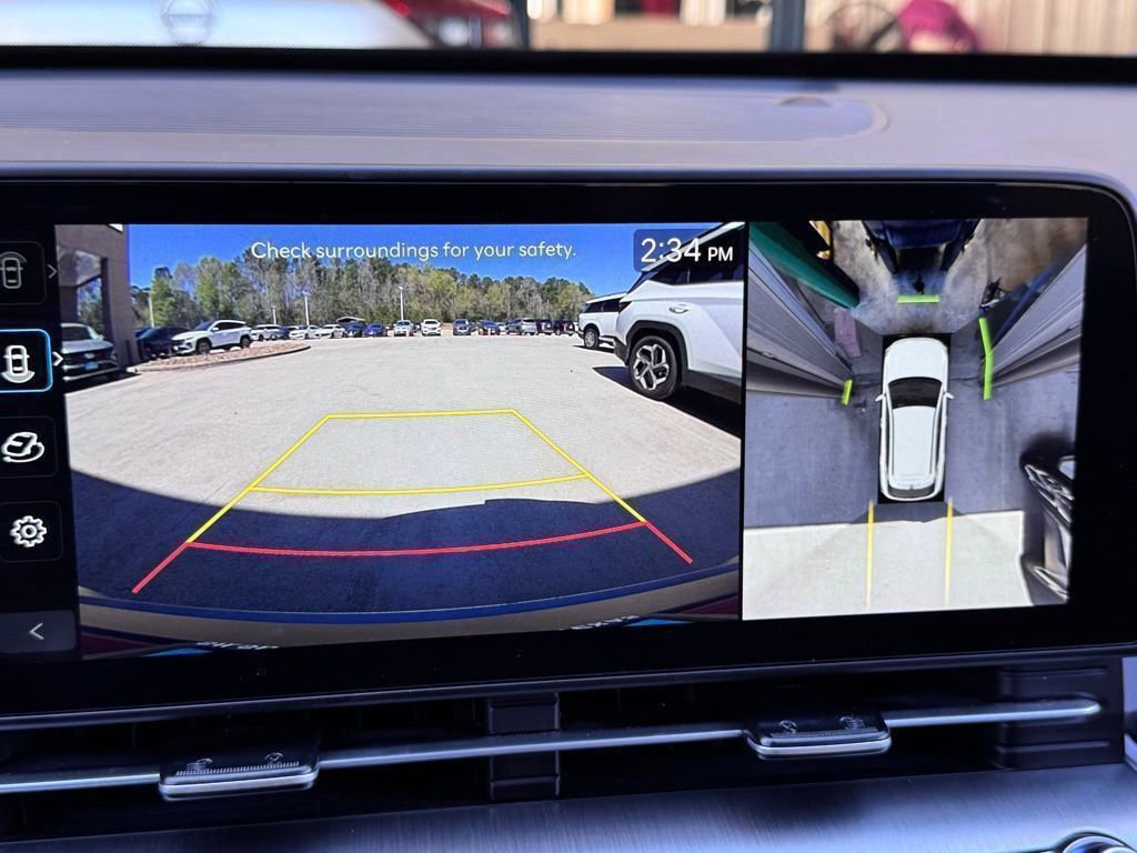 Used 2025 Hyundai Kona Limited image 7