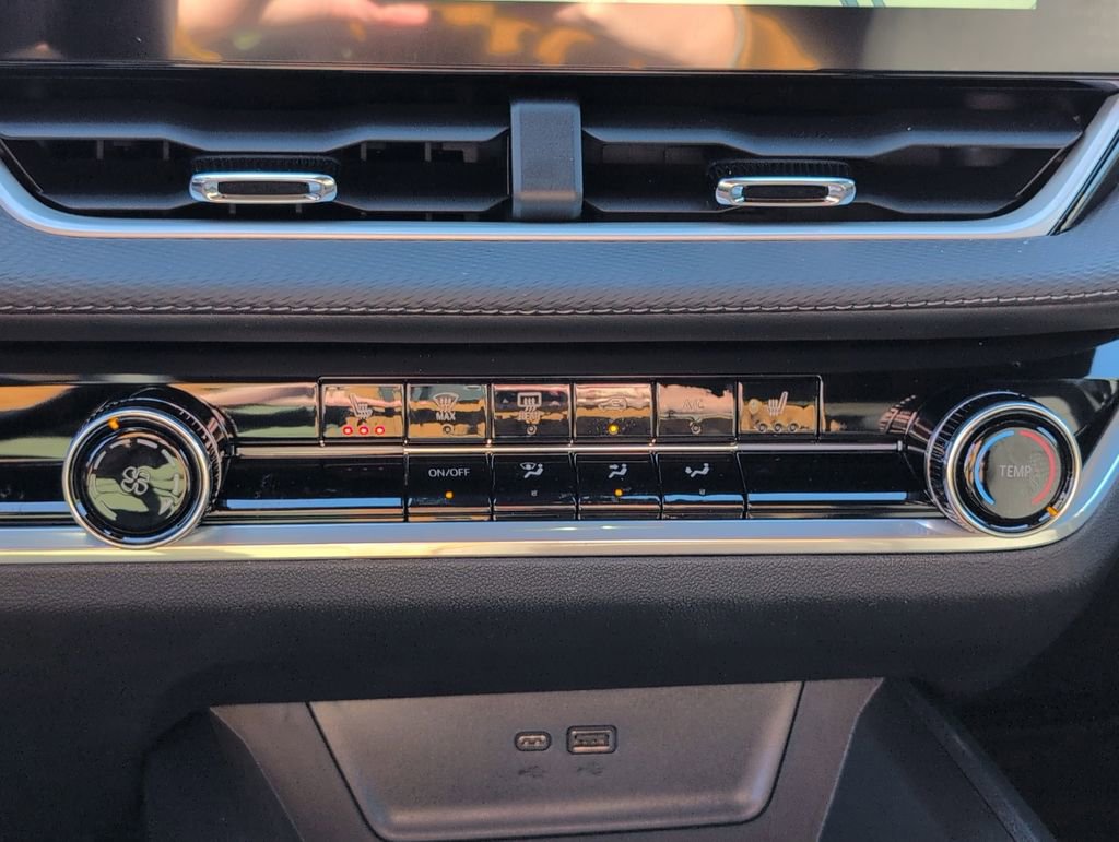 New 2026 Chevrolet Equinox LT w/ Safety and Technology Package image 20