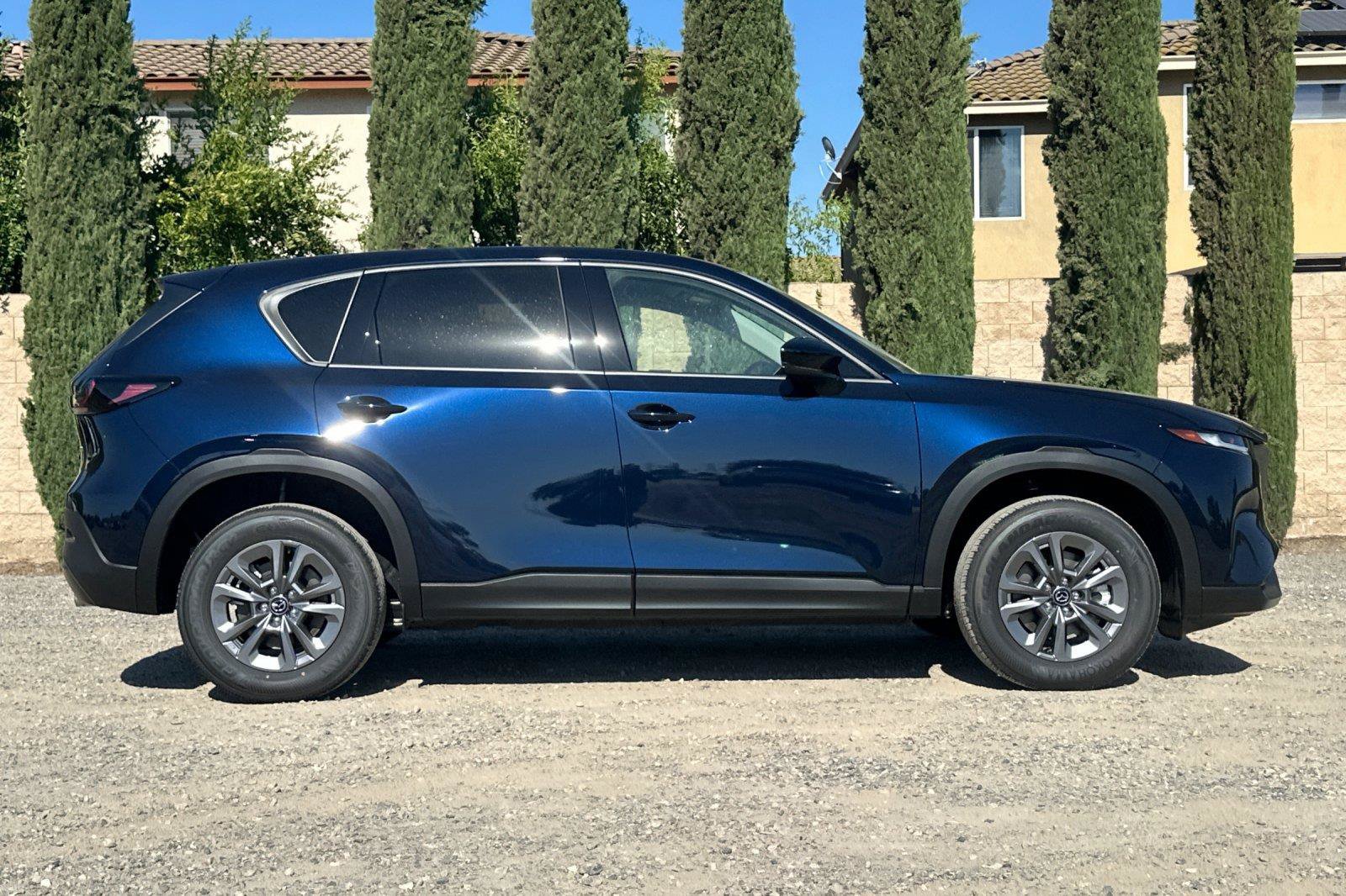 New 2026 MAZDA CX-5 Select AWD/4WD image 3
