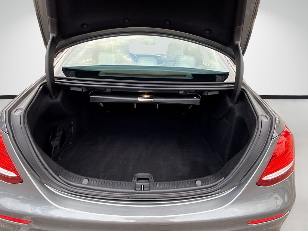 Used 2018 Mercedes-Benz E 300 w/ Premium 1 Package image 11
