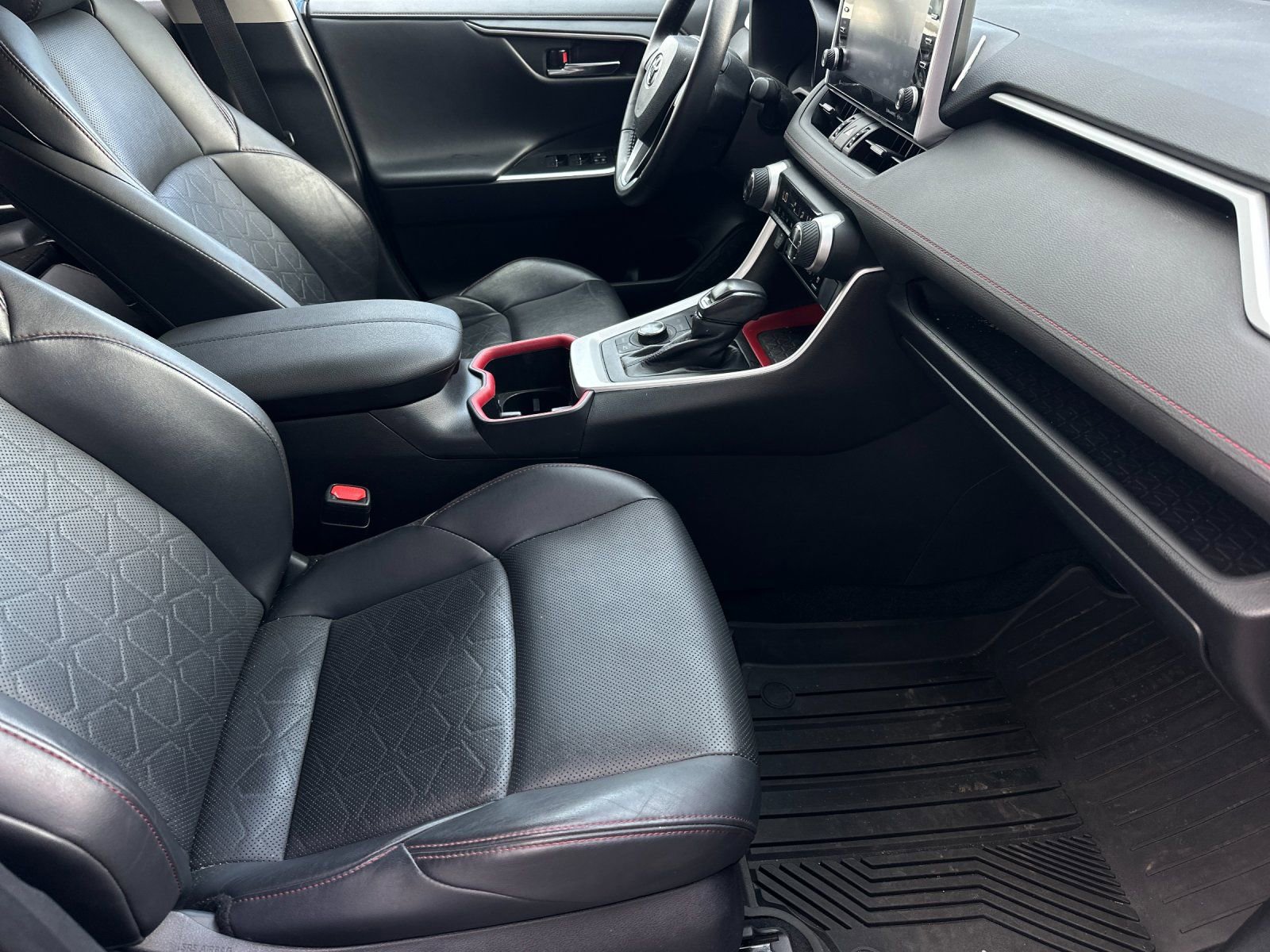 Used 2022 Toyota RAV4 TRD Off-Road w/ TRD Off-Road Weather Package image 15