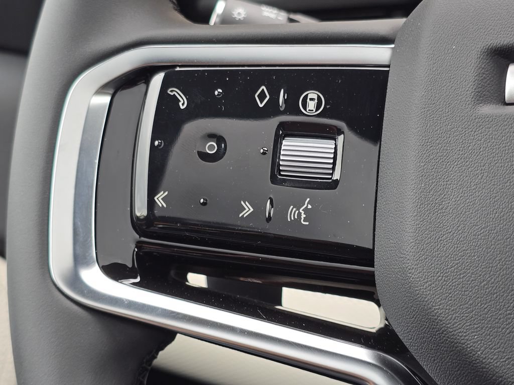 New 2025 Land Rover Discovery Sport Dynamic SE AWD/4WD image 12