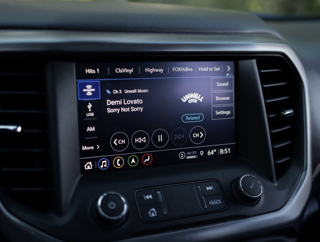 Used 2023 GMC Acadia AT4 image 13