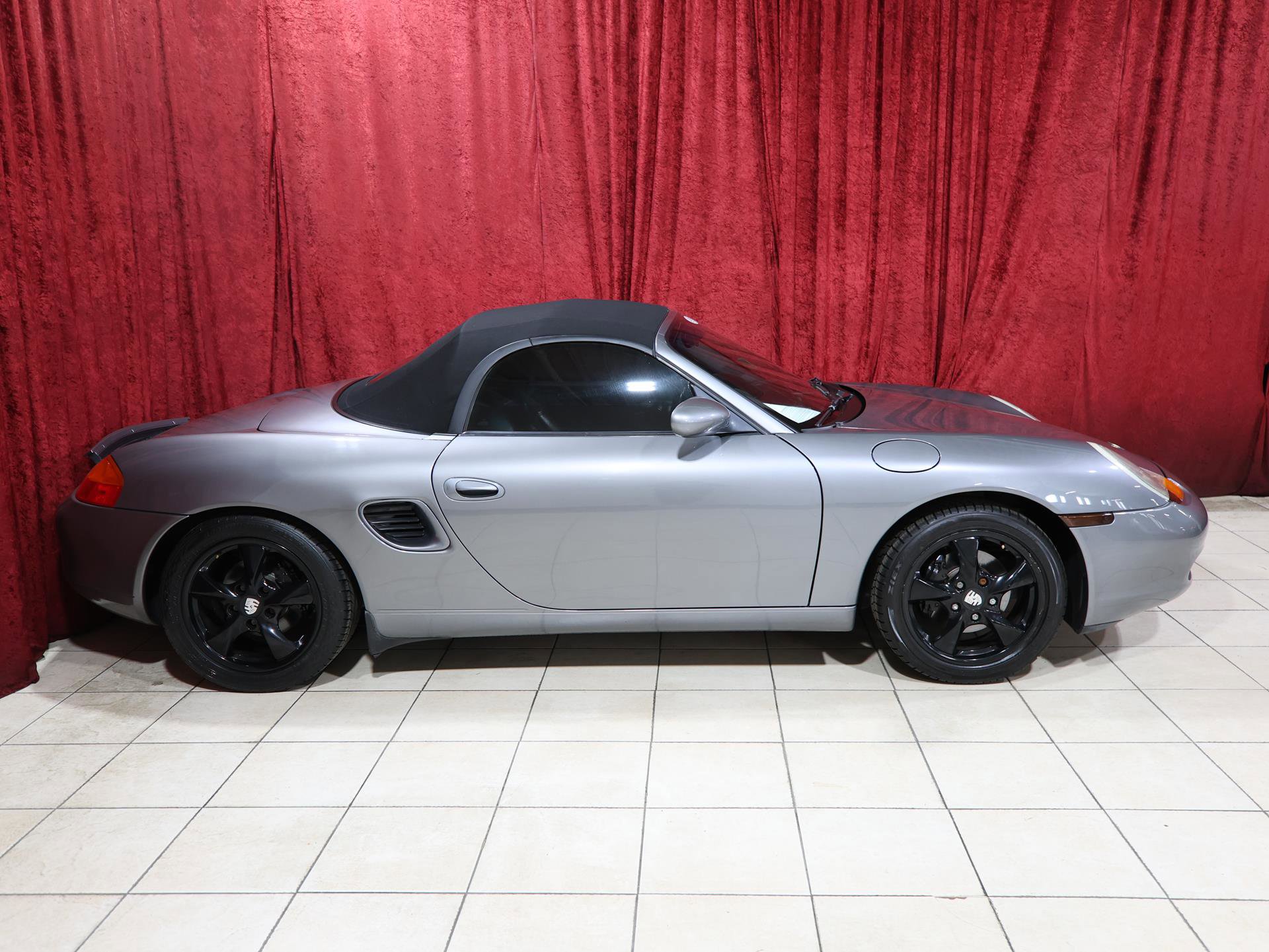 Used 2002 Porsche Boxster RWD image 8