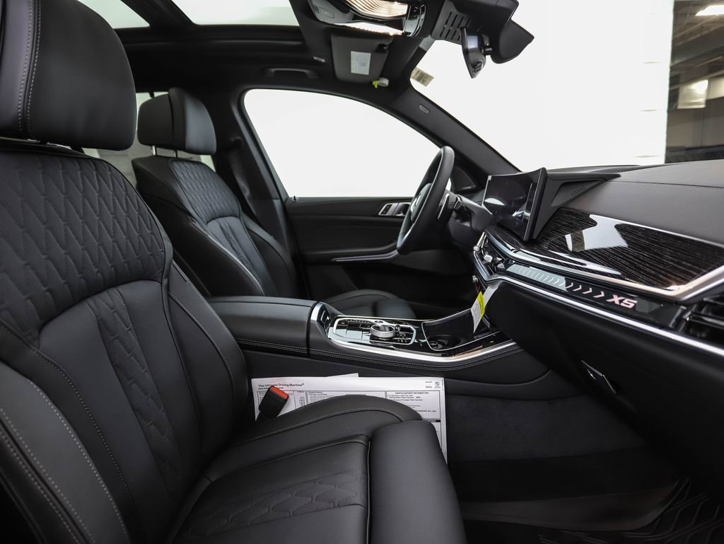 New 2026 BMW X5 xDrive40i w/ Executive Package image 30