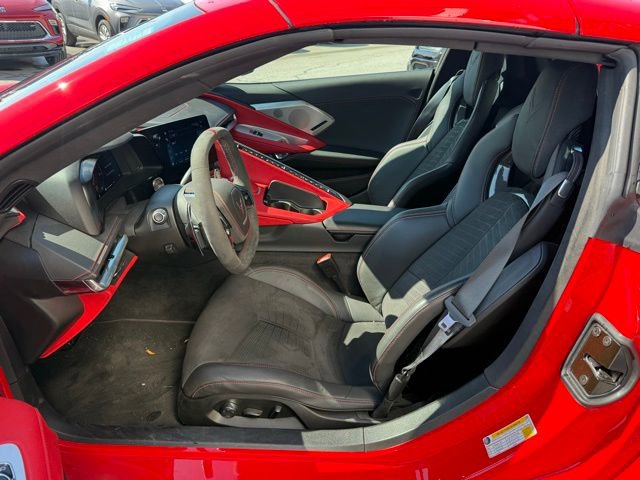 Used 2024 Chevrolet Corvette Stingray Premium Conv w/ Z51 Performance Package image 13