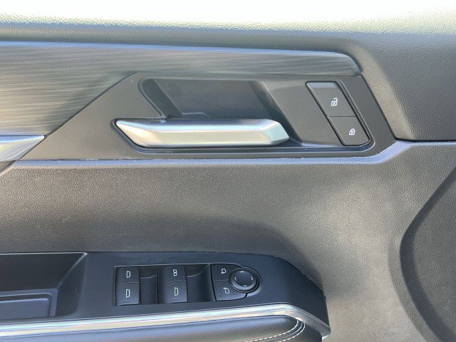 Used 2025 GMC Acadia Elevation image 22