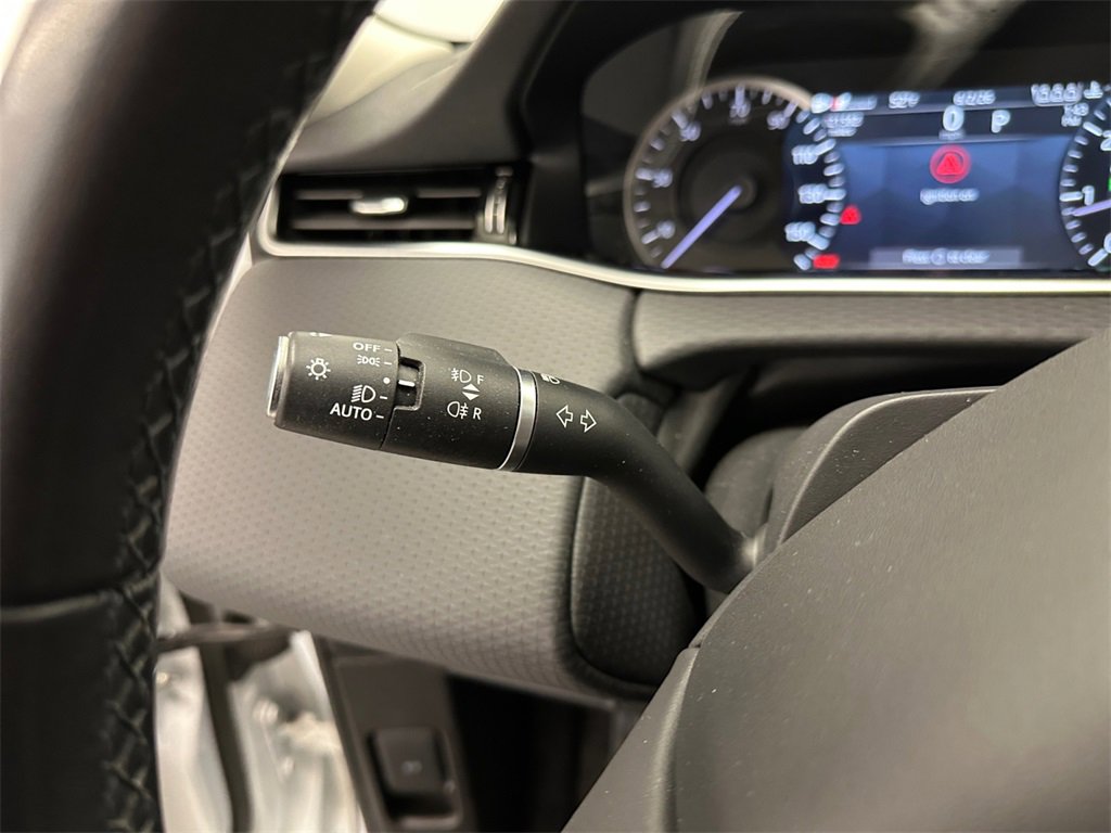 Used 2023 Land Rover Range Rover Evoque S image 20