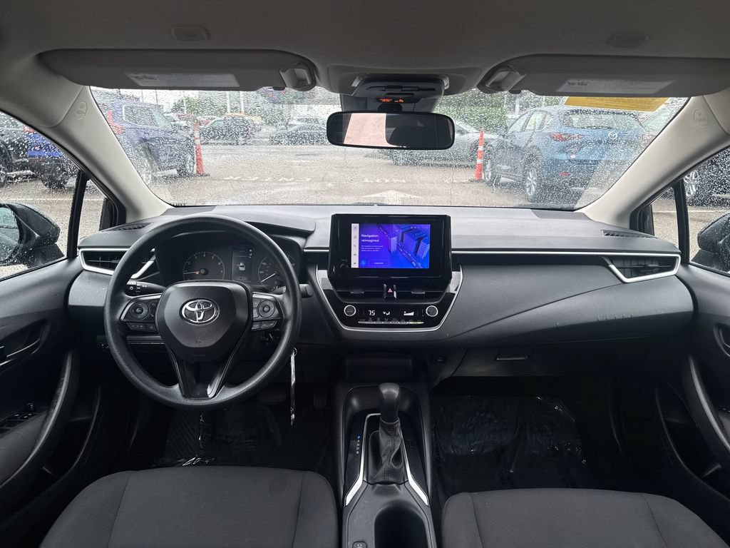 Used 2024 Toyota Corolla LE FWD image 10