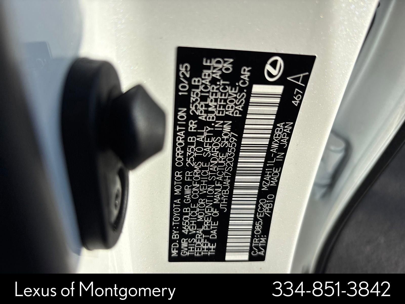 New 2025 Lexus UX 300h FWD image 28