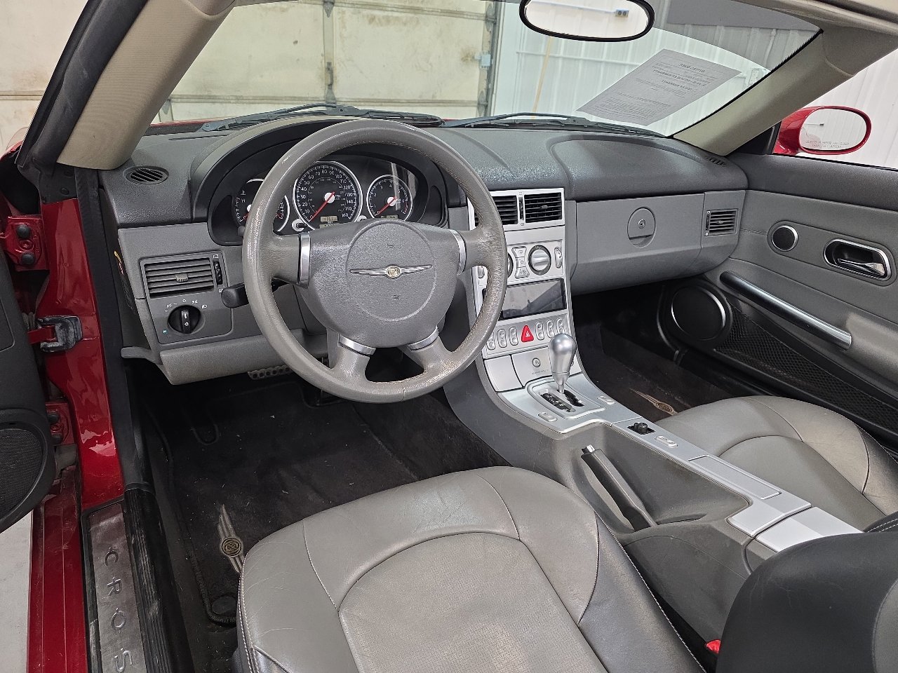 Used 2005 Chrysler Crossfire Limited image 29