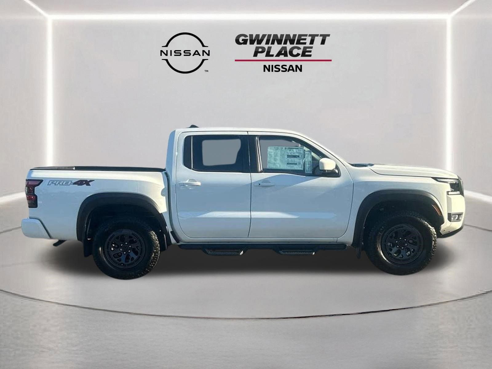 New 2026 Nissan Frontier PRO-4X w/ Pro-4x Convenience Package image 4