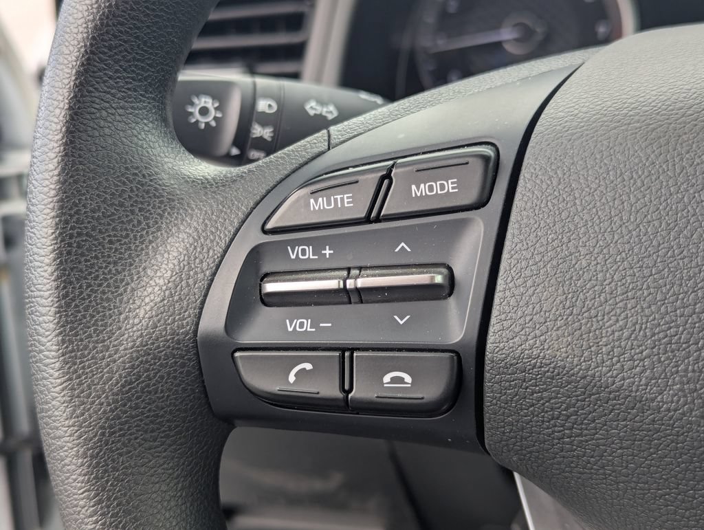 Used 2019 Hyundai Elantra SE w/ Cargo Package FWD image 19