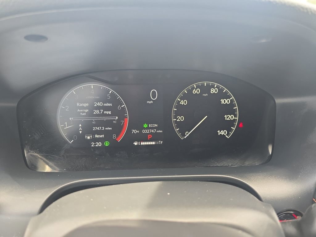 Used 2025 Honda HR-V Sport image 14
