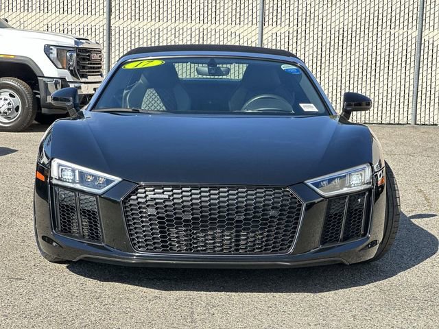 Used 2017 Audi R8 V10 w/ Carbon Exterior Package image 2