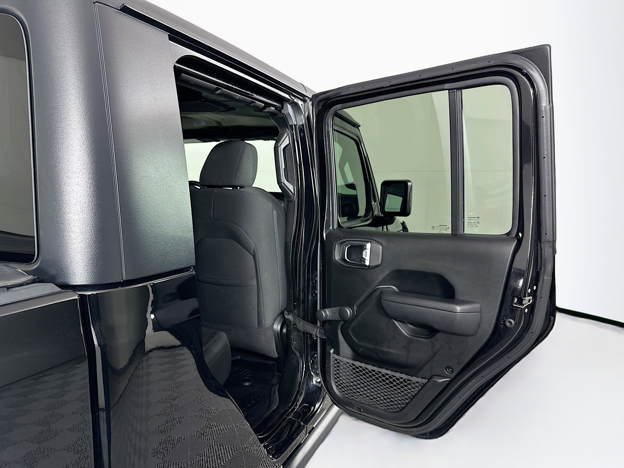 Used 2022 Jeep Gladiator Sport image 27