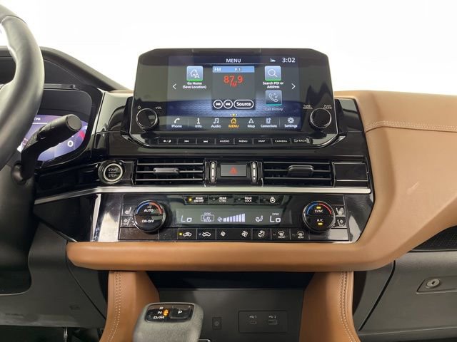 Used 2023 Nissan Pathfinder Platinum w/ Cargo Package image 25