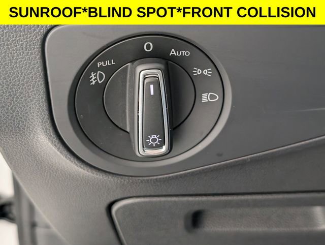 Used 2021 Volkswagen Tiguan SE R-Line w/ 3rd Row Seat Package image 16