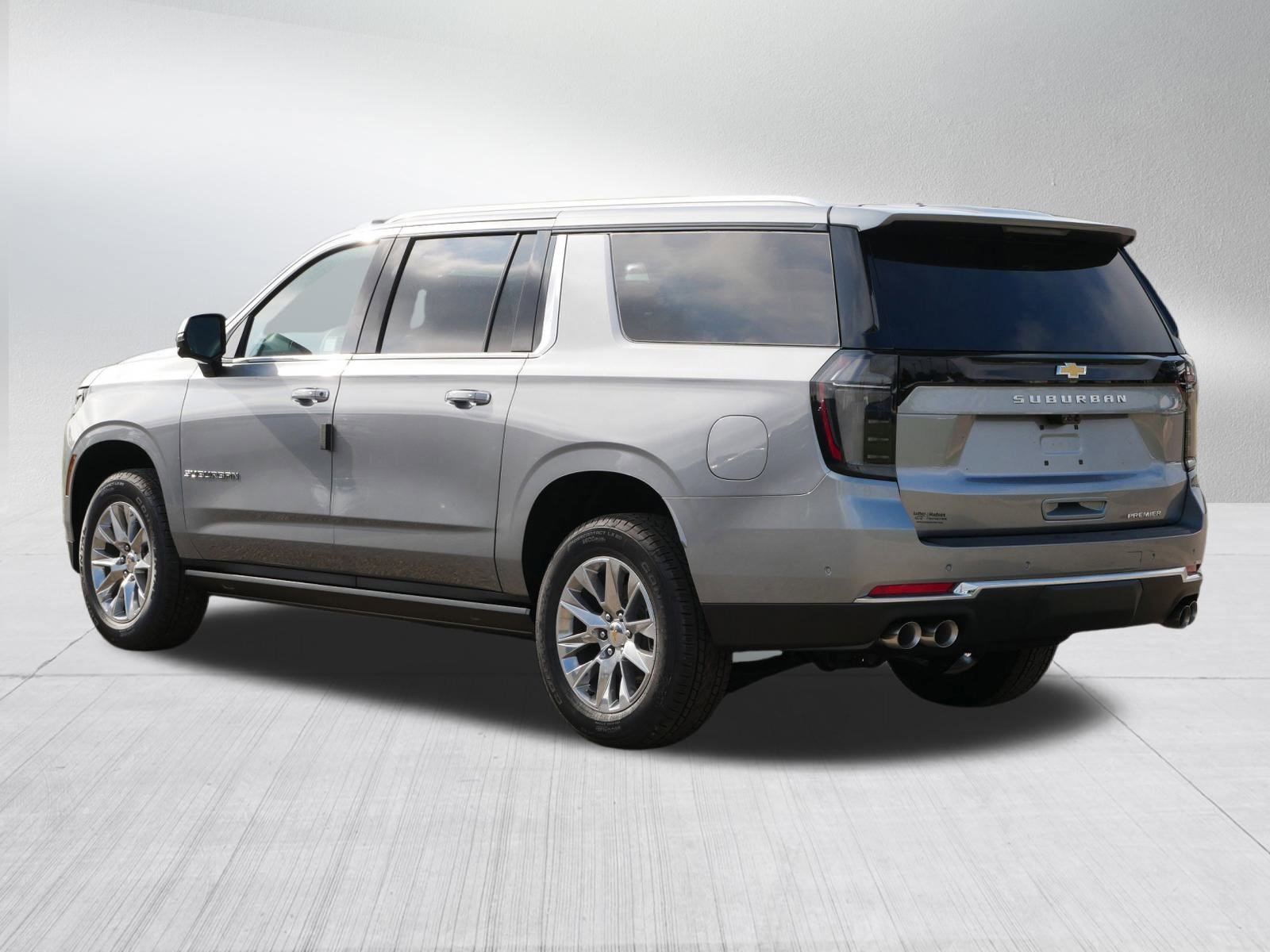New 2025 Chevrolet Suburban Premier image 3