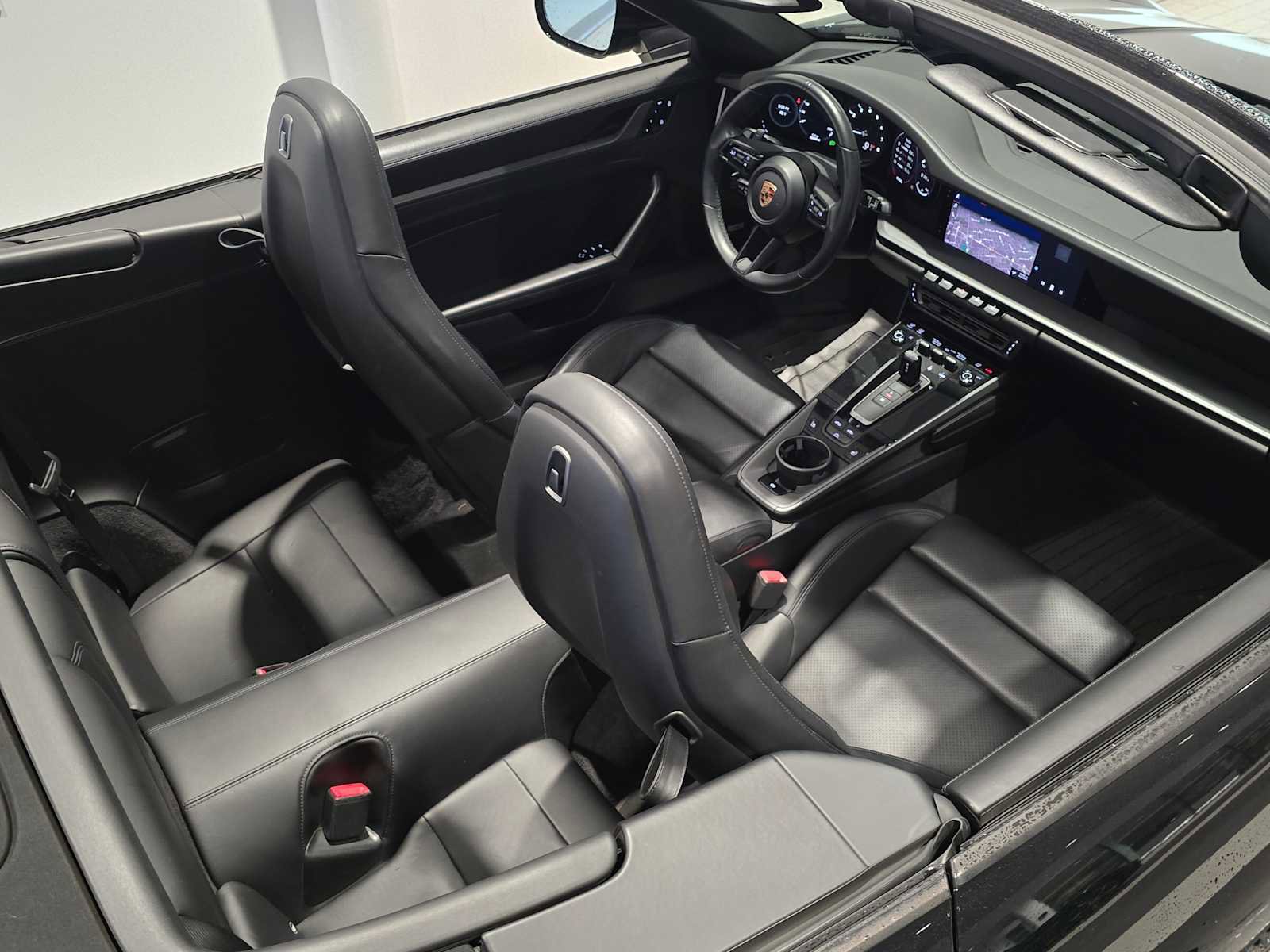 Used 2020 Porsche 911 Carrera image 32