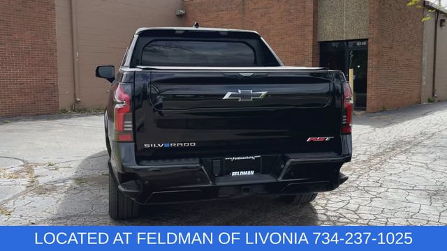 Used 2024 Chevrolet Silverado EV RST AWD/4WD image 7