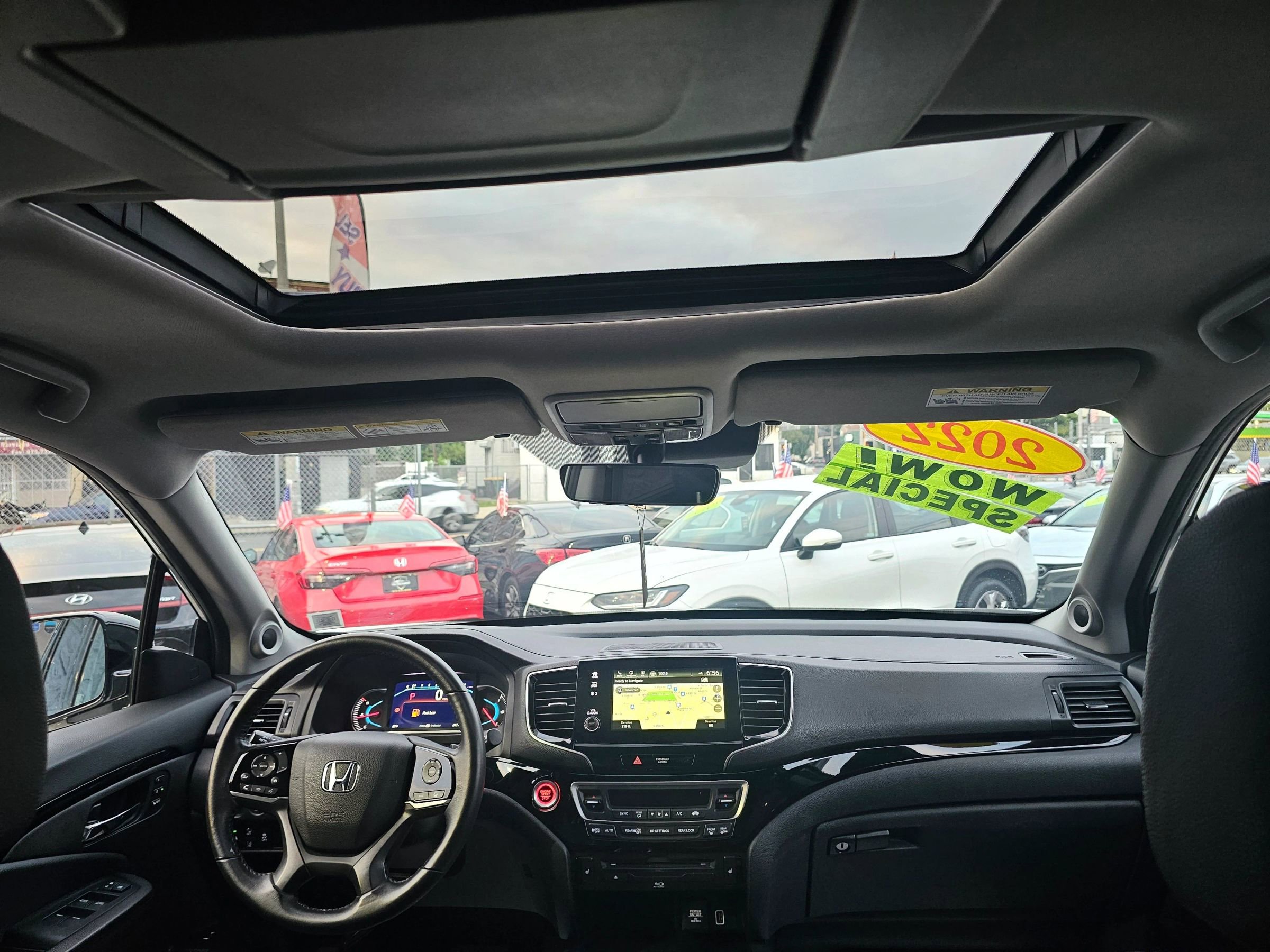 Used 2022 Honda Pilot Touring image 12