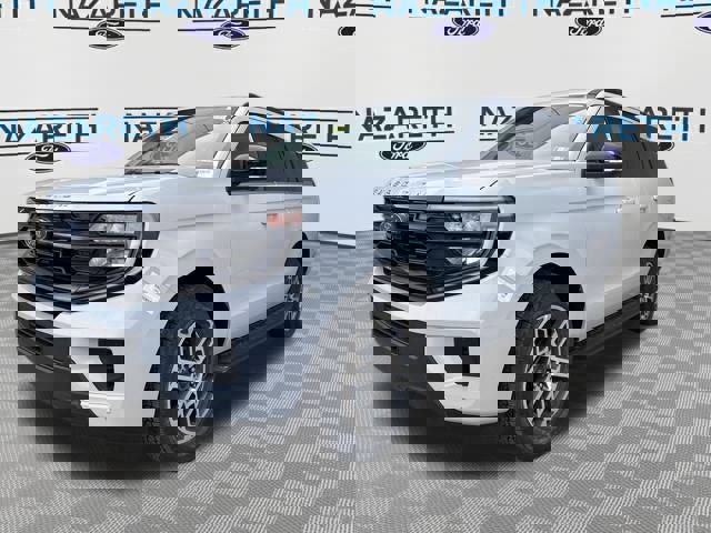 New 2026 Ford Expedition Active image 3