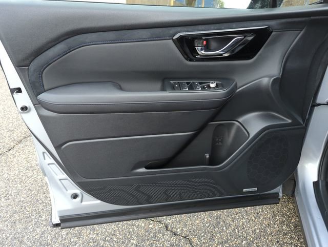 Used 2025 Subaru Forester Limited image 12