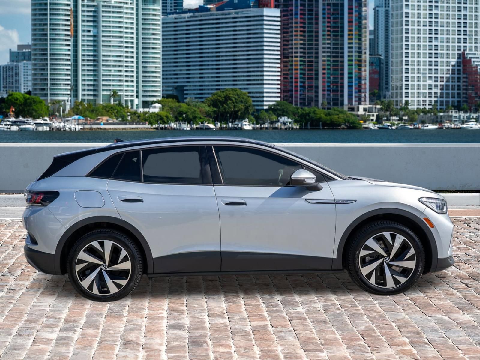 Used 2021 Volkswagen ID.4 Pro S image 4