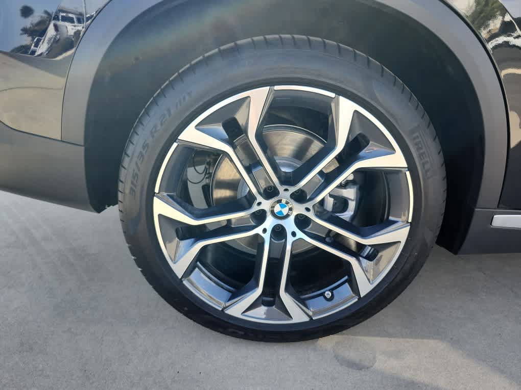 New 2026 BMW X5 xDrive40i w/ Premium Package AWD/4WD image 9