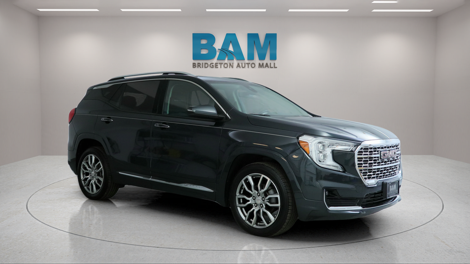Certified 2022 GMC Terrain Denali AWD/4WD image 1