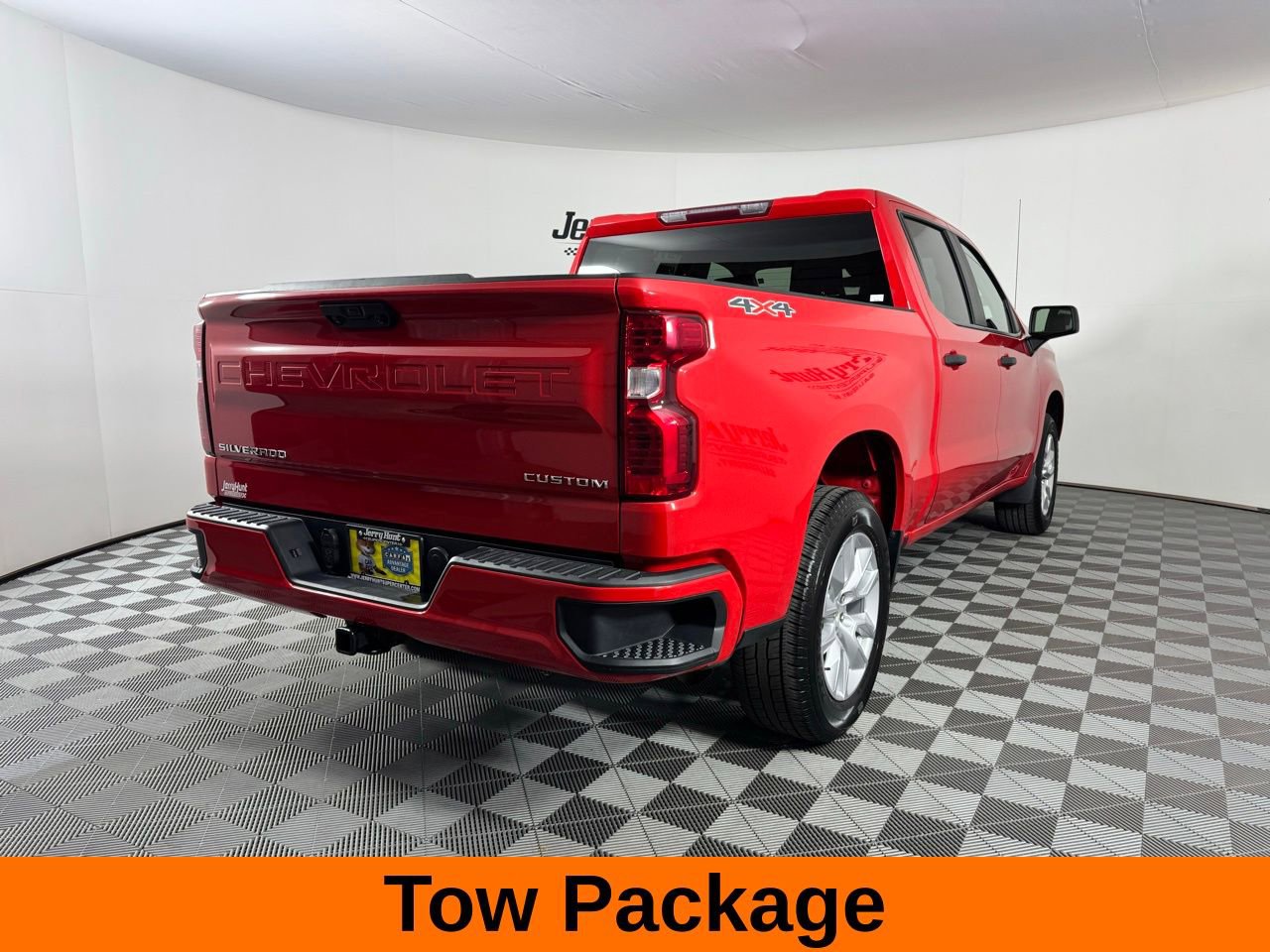 Used 2022 Chevrolet Silverado 1500 Custom AWD/4WD image 6