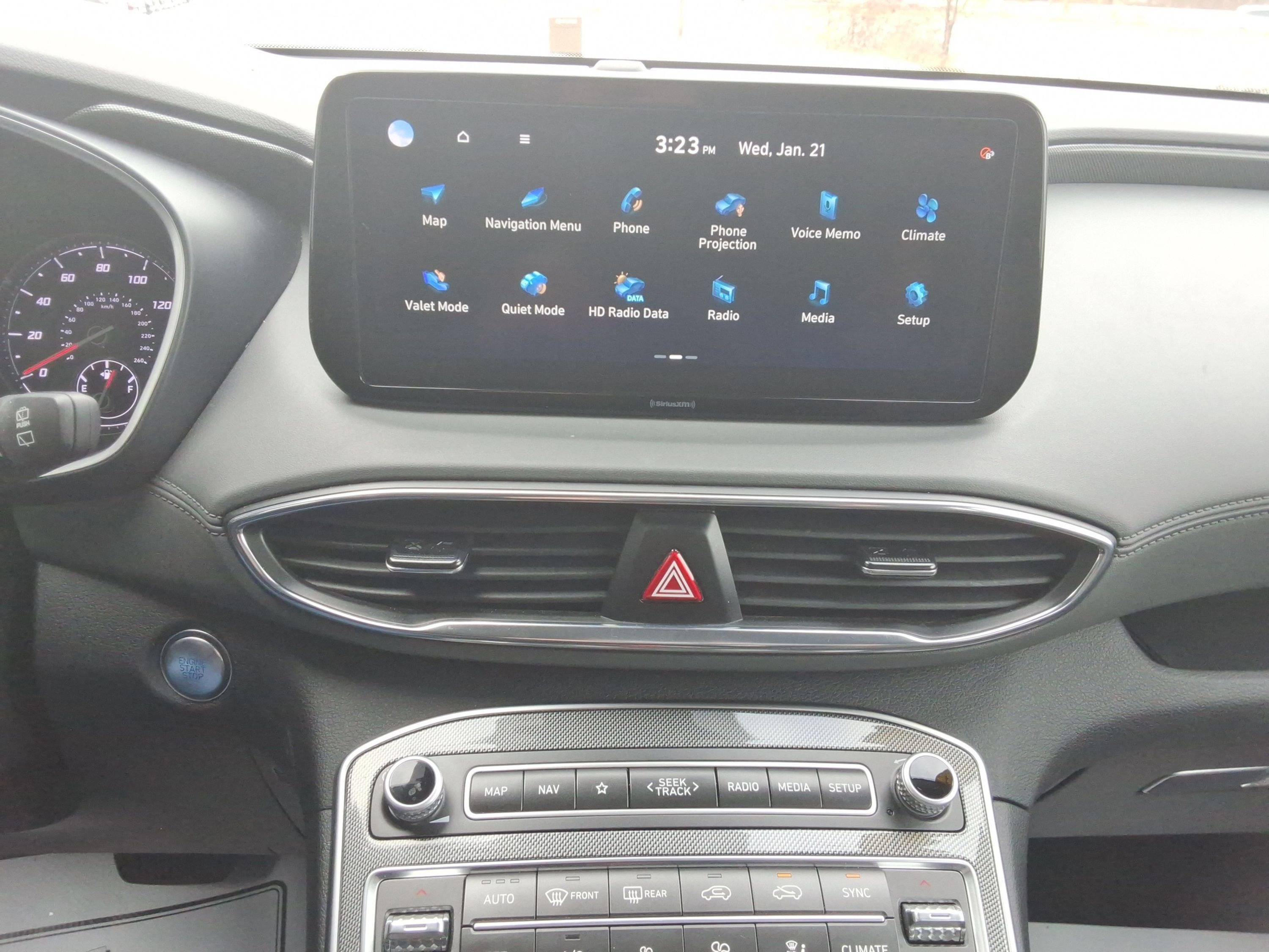 Used 2023 Hyundai Santa Fe SEL image 15