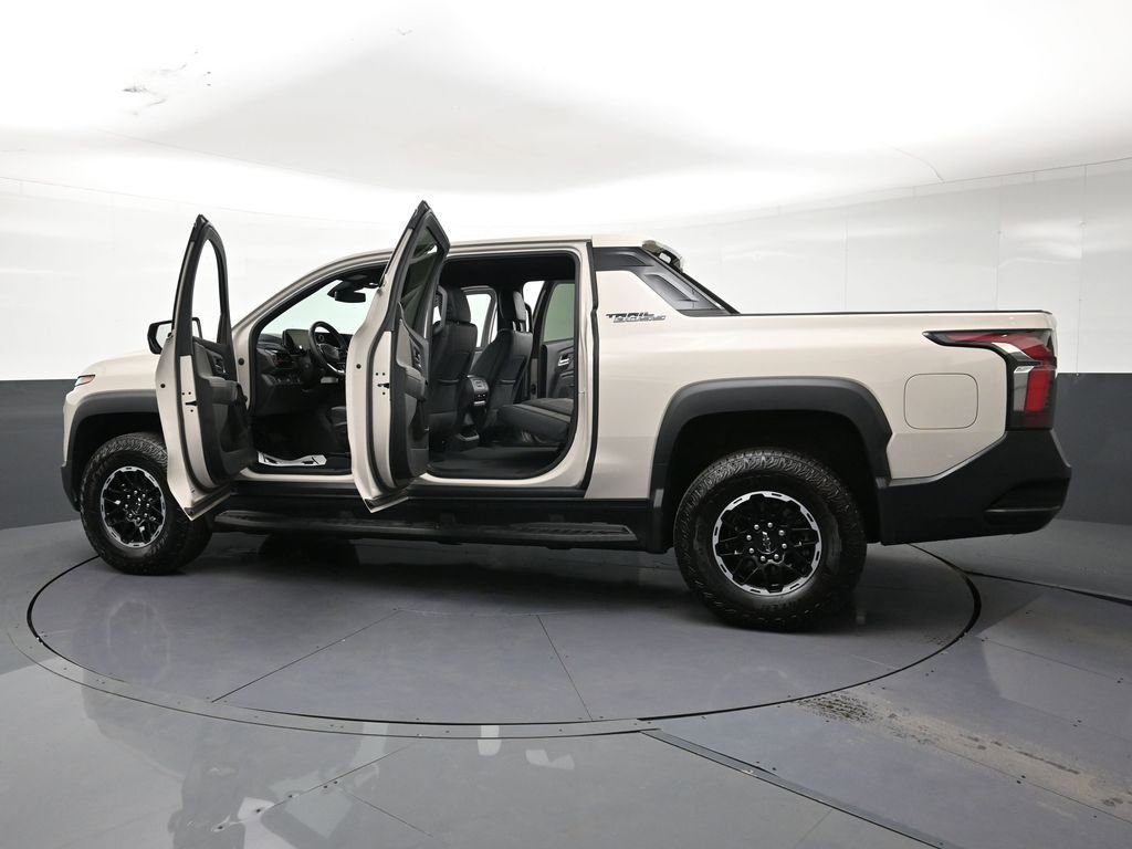 Used 2026 Chevrolet Silverado EV Trail Boss w/ Plus Package image 34
