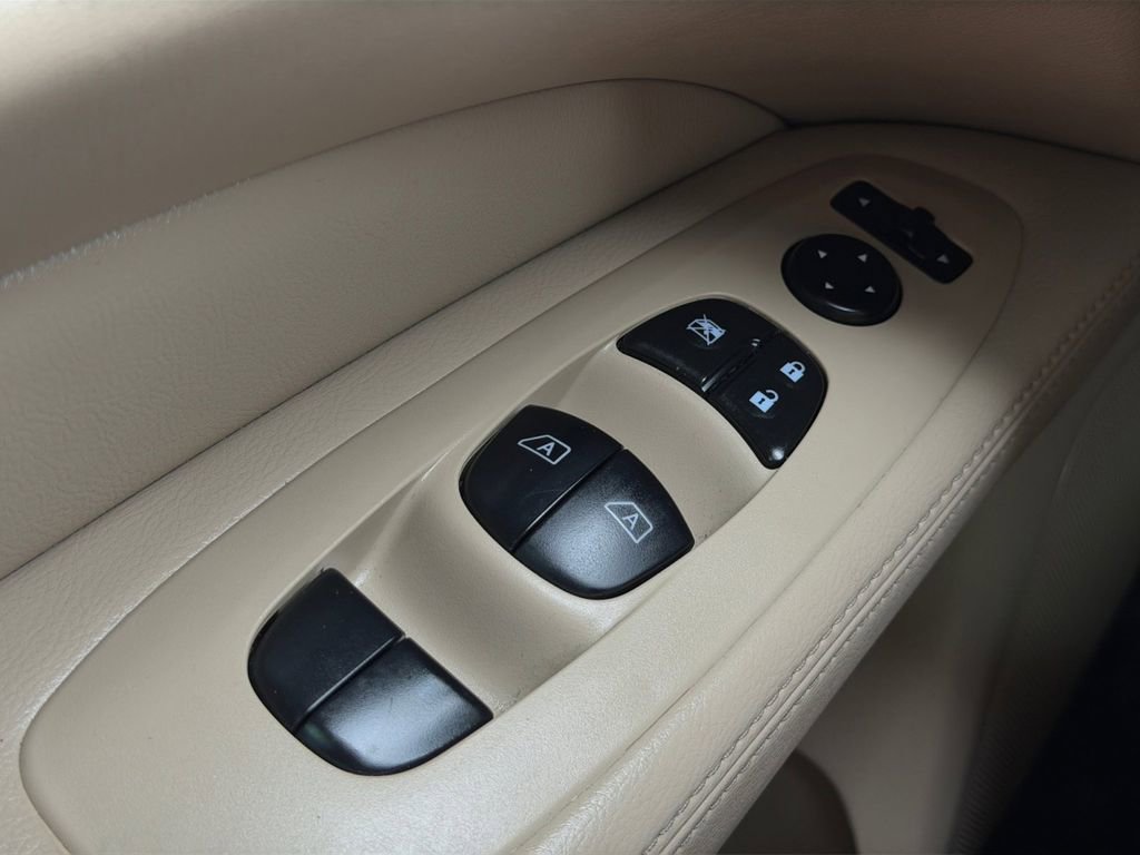 Used 2016 Nissan Pathfinder Platinum AWD/4WD image 20